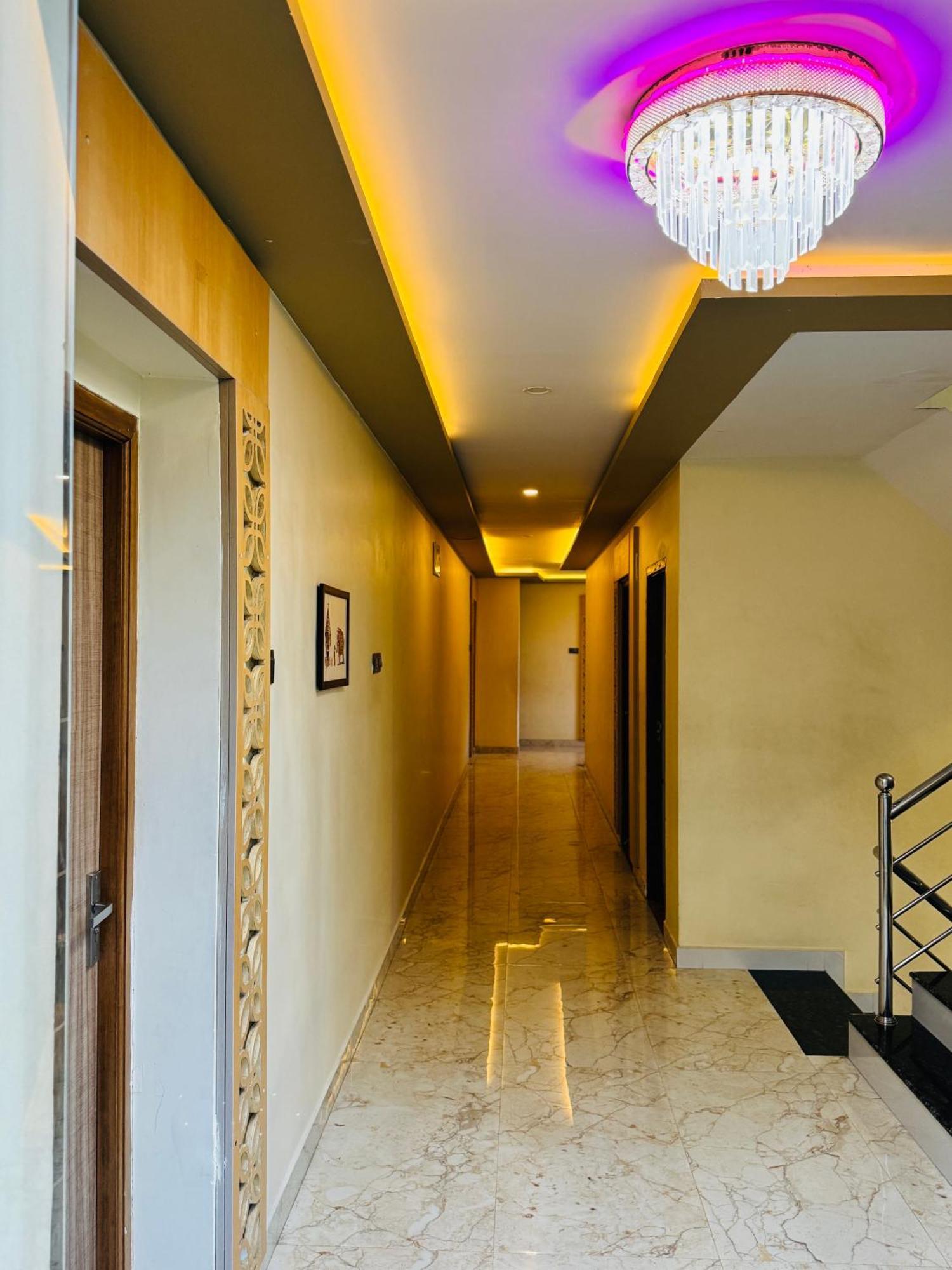 Hotel Sangeeth Palace Rāmeswaram エクステリア 写真